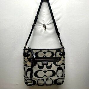 Coach Daisy Shoulder Bag F23913 Signature Gray Canvas Metallic Black Leather GUC